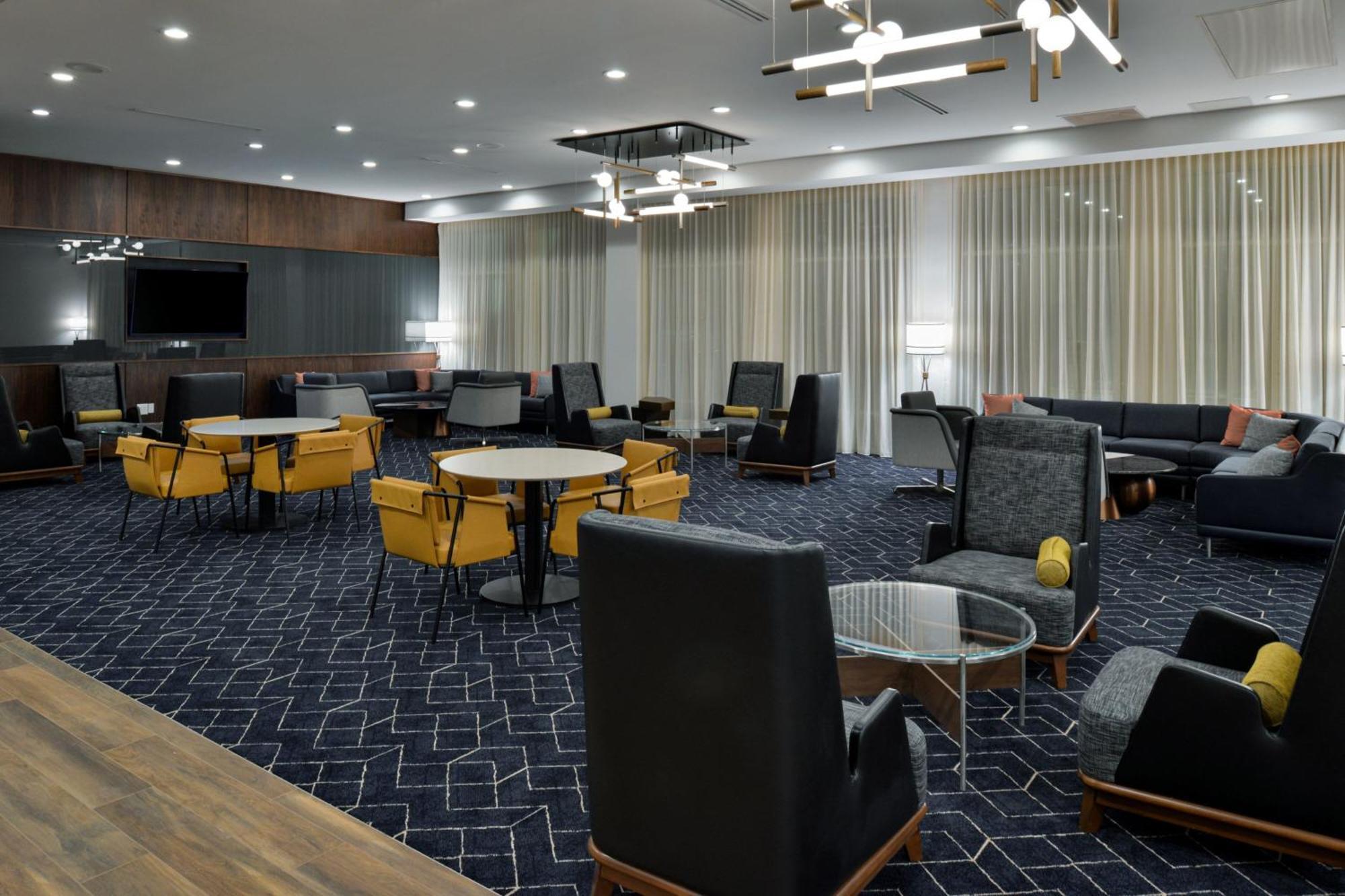 Courtyard By Marriott Raleigh Cary Crossroads 호텔 외부 사진