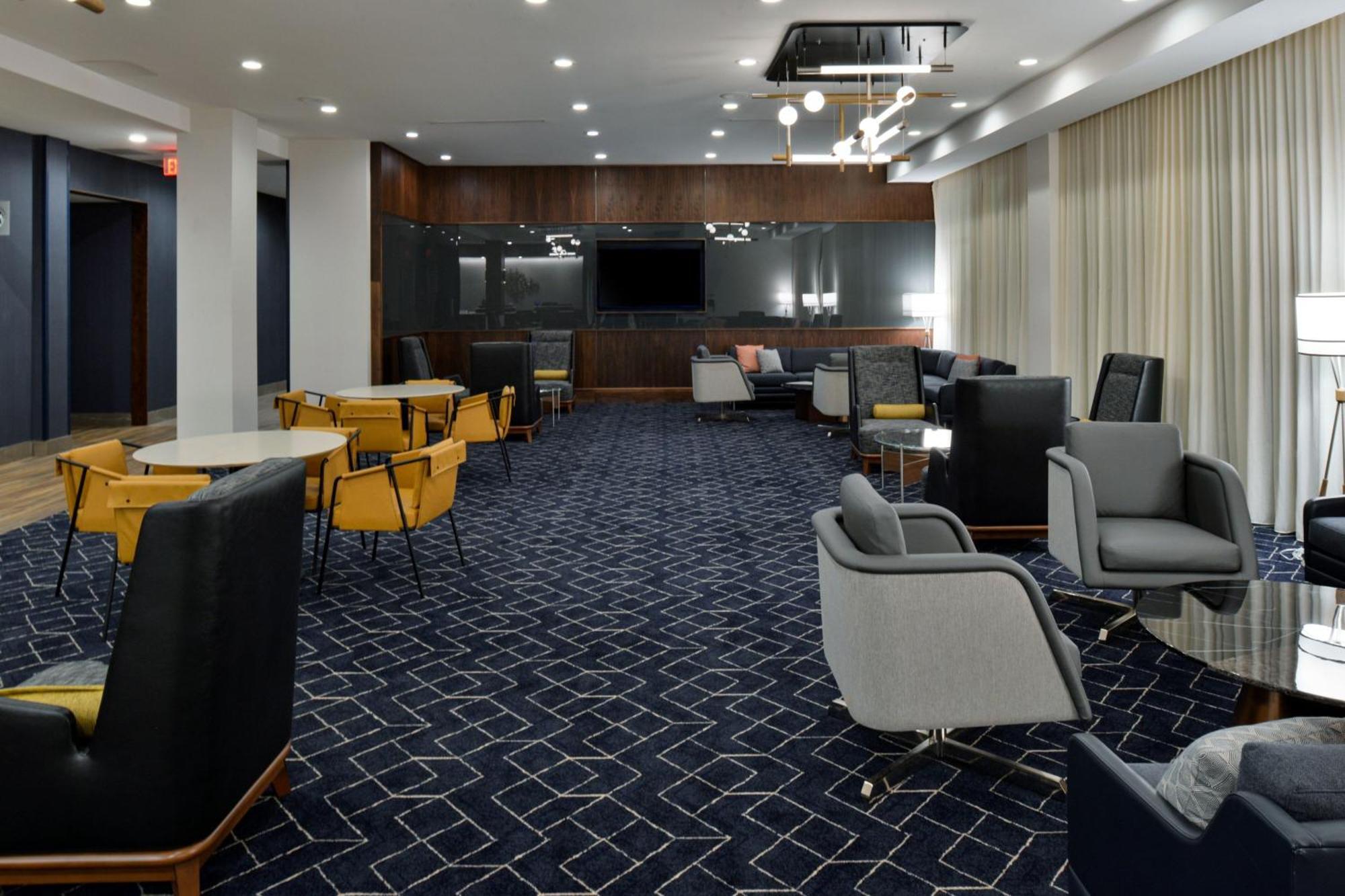Courtyard By Marriott Raleigh Cary Crossroads 호텔 외부 사진